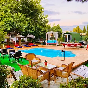 Mursel Garden Privatunterkunft Kusadası